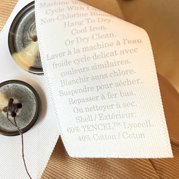 Everlane Khaki Blazer, size 12 like new - Picture 8 of 8